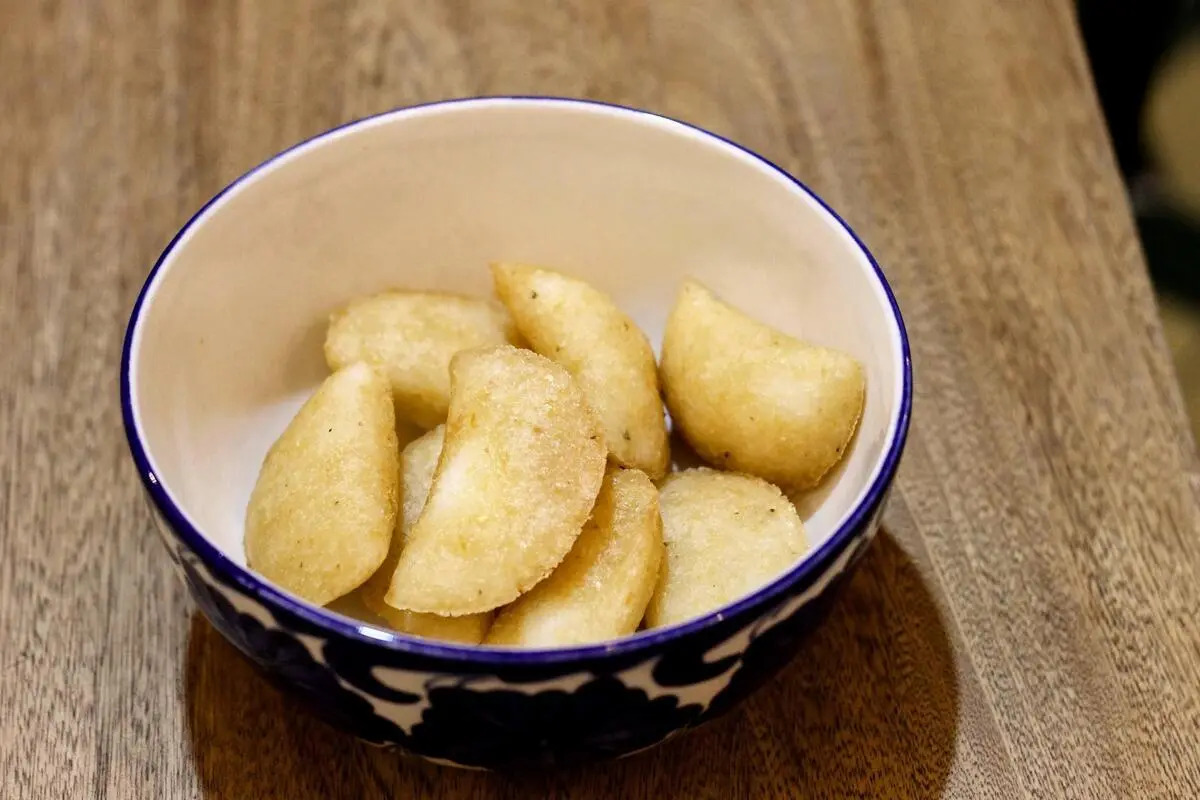 Empanaditas de queso x8