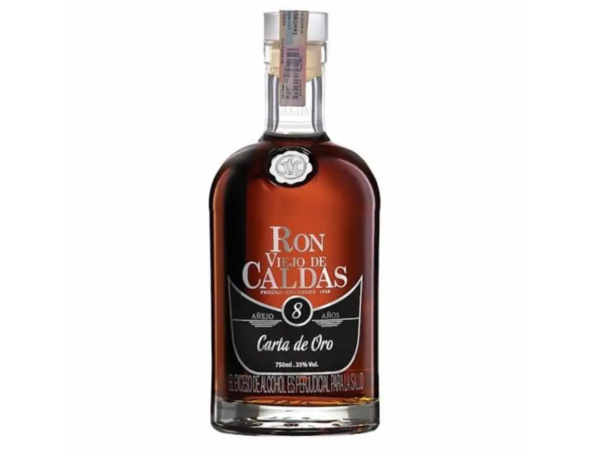 Ron Caldas 8 años (trago)